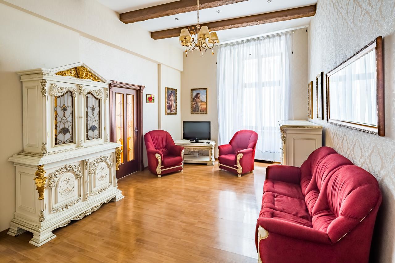 2 Virmens'Ka Apartment ลวีฟ ภายนอก รูปภาพ