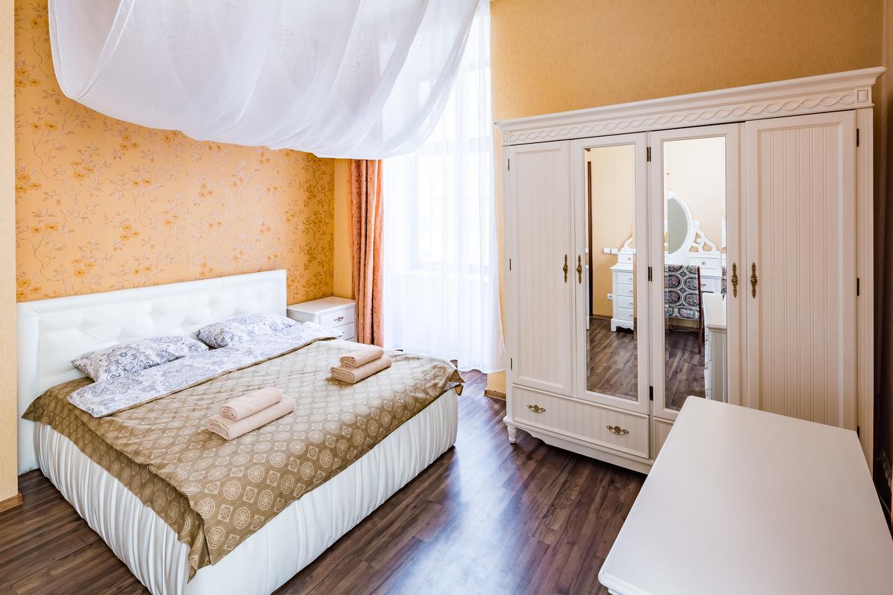 2 Virmens'Ka Apartment ลวีฟ ภายนอก รูปภาพ